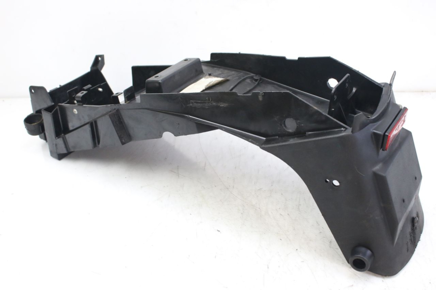 photo de PASSAGE ROUE ARRIERE TRIUMPH SPRINT ST 955 (1999 - 2001) - Points de fixation