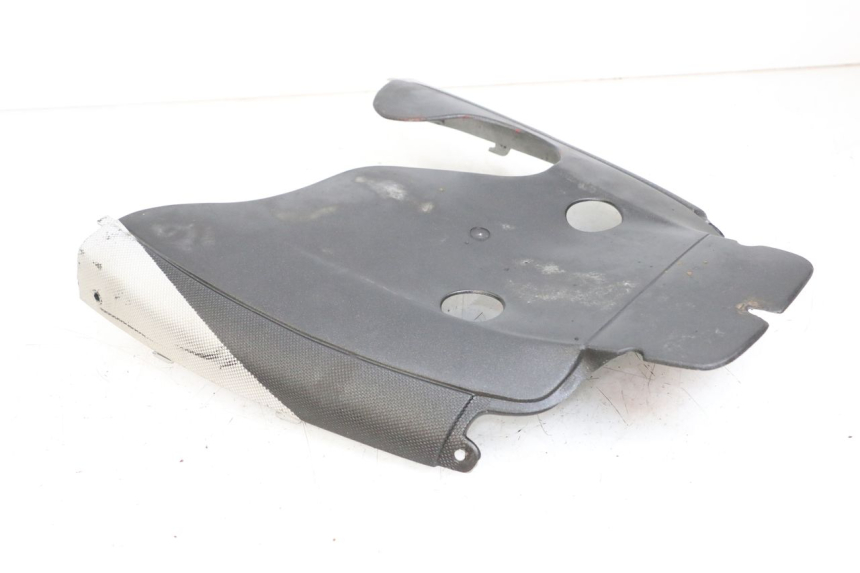 photo de PASSAGE ROUE ARRIERE APRILIA SR CARB LC 2T 50 (2004 - 2012) - Zoom état d’usage