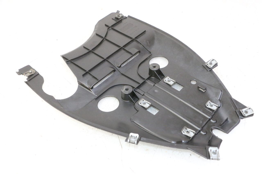 photo de PASSAGE ROUE ARRIERE APRILIA SR R 2T LC 50 (2018 - 2021) - Zoom état d’usage