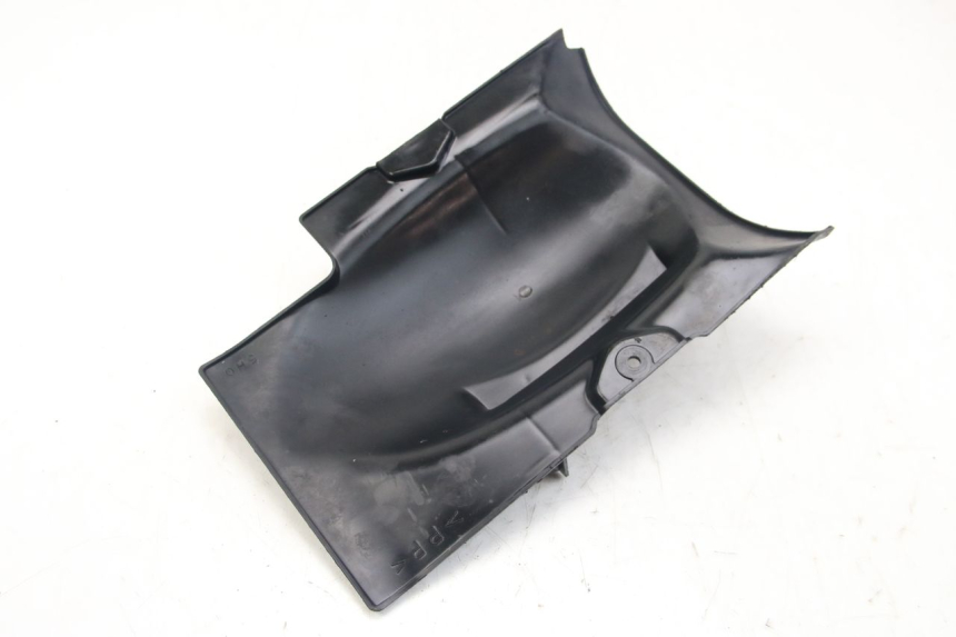 photo de PASSAGE ROUE ARRIERE YAMAHA SR 125 (1982 - 2003) - Autre angle de vue