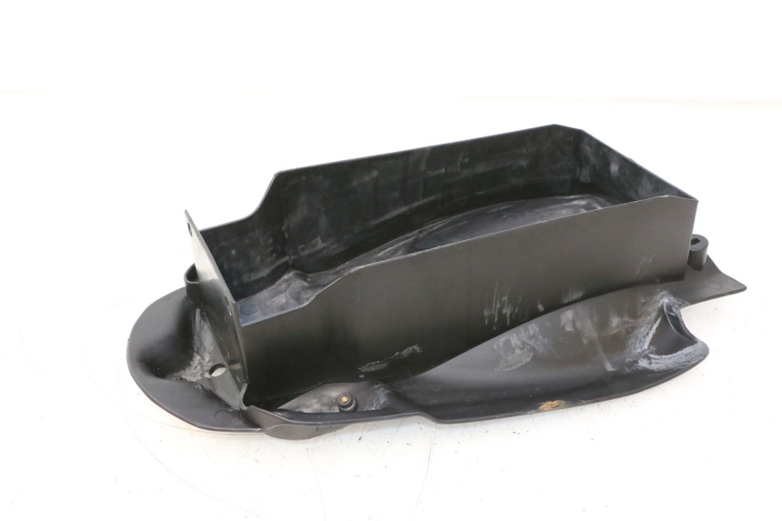 photo de PASSAGE ROUE ARRIERE DUCATI SS IE DS CARENEE 1000 (2002 - 2006) - Autre angle de vue