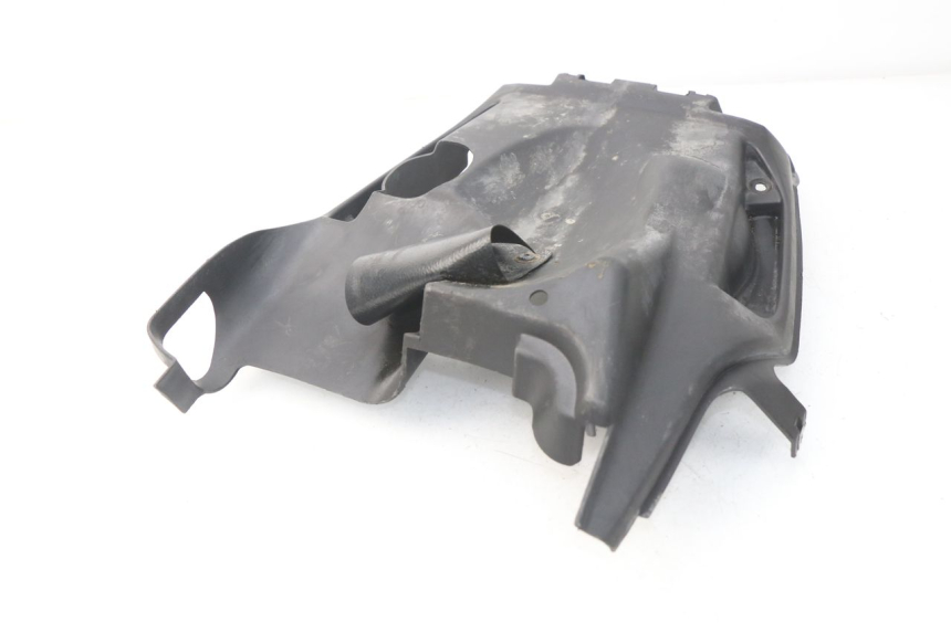 photo de PASSAGE ROUE ARRIERE MBK STUNT NAKED 50 (2004 - 2018) - Autre angle de vue