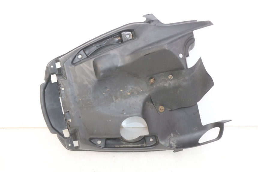 photo de PASSAGE ROUE ARRIERE MBK STUNT NAKED 50 (2004 - 2018) - Vue principale