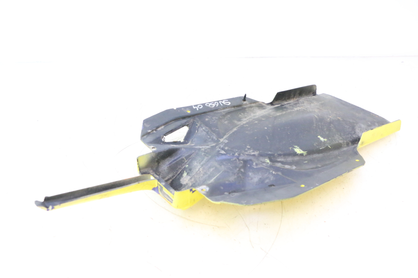 photo de PASSAGE ROUE ARRIERE SUZUKI SV S 650 (2003 - 2009) - Autre angle de vue