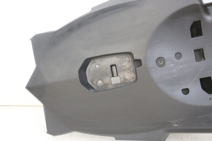 photo de PASSAGE ROUE ARRIERE KAWASAKI VERSYS ABS 650 (2015 - 2018) - Pièce contrôlée