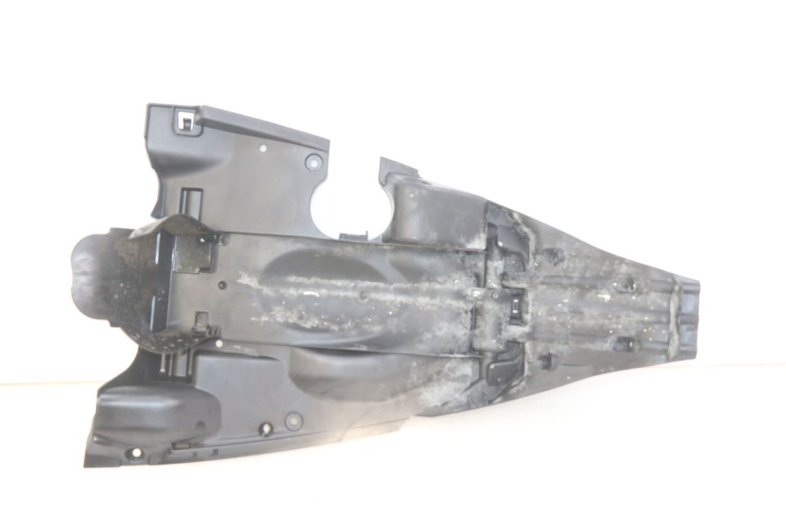 photo de PASSAGE ROUE ARRIERE HONDA VISION NSC R 50 (2013 - 2015) - Zoom état d’usage