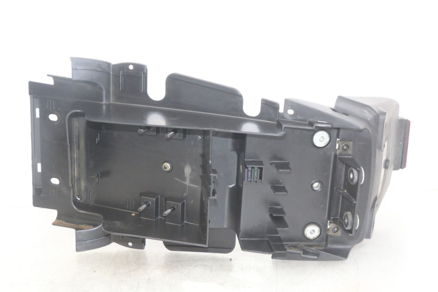 photo de PASSAGE ROUE ARRIERE DAELIM VJ ROADWIN FI 125 (2008 - 2017) - Zoom état d’usage