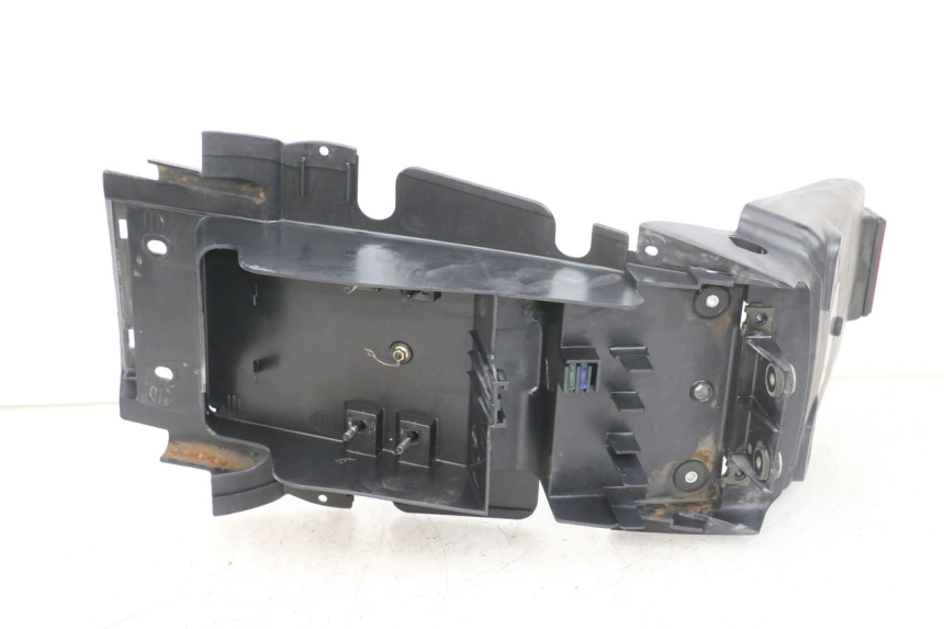 photo de PASSAGE ROUE ARRIERE DAELIM VJ ROADWIN FI 125 (2008 - 2017) - Zoom état d’usage