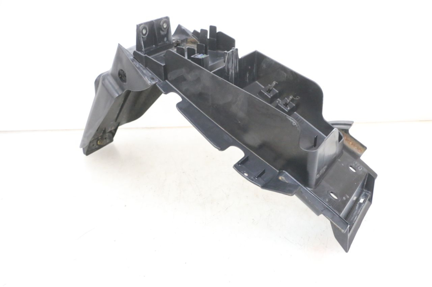 photo de PASSAGE ROUE ARRIERE DAELIM VJ ROADWIN FI 125 (2008 - 2017) - Vue d’ensemble