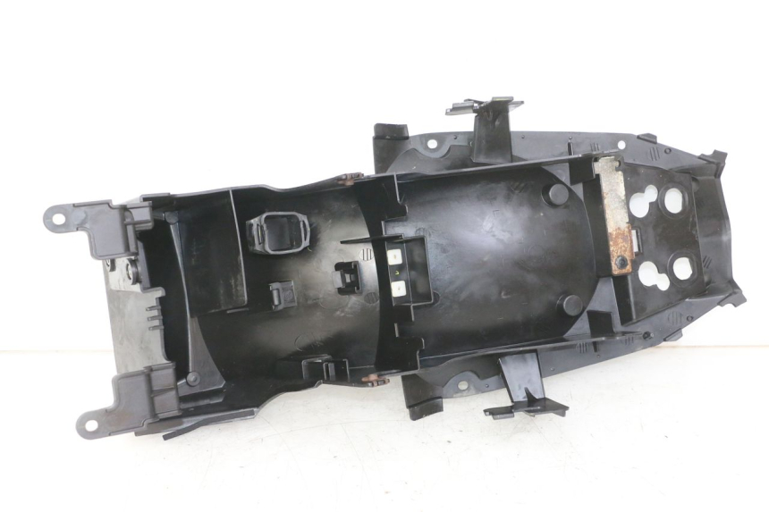 photo de PASSAGE ROUE ARRIERE YAMAHA XJ6 ABS 600 (2008 - 2016) - Autre angle de vue