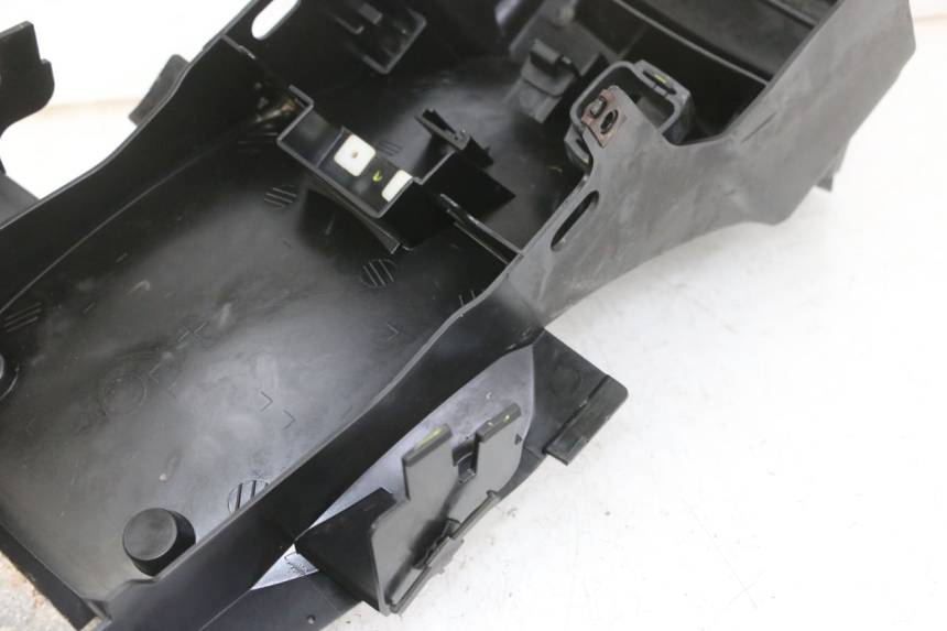 photo de PASSAGE ROUE ARRIERE YAMAHA XJ6 ABS 600 (2008 - 2016) - Pièce contrôlée