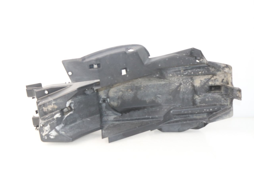 photo de PASSAGE ROUE ARRIERE HONDA XLV VARADERO 125 (2000 - 2006) - Autre angle de vue