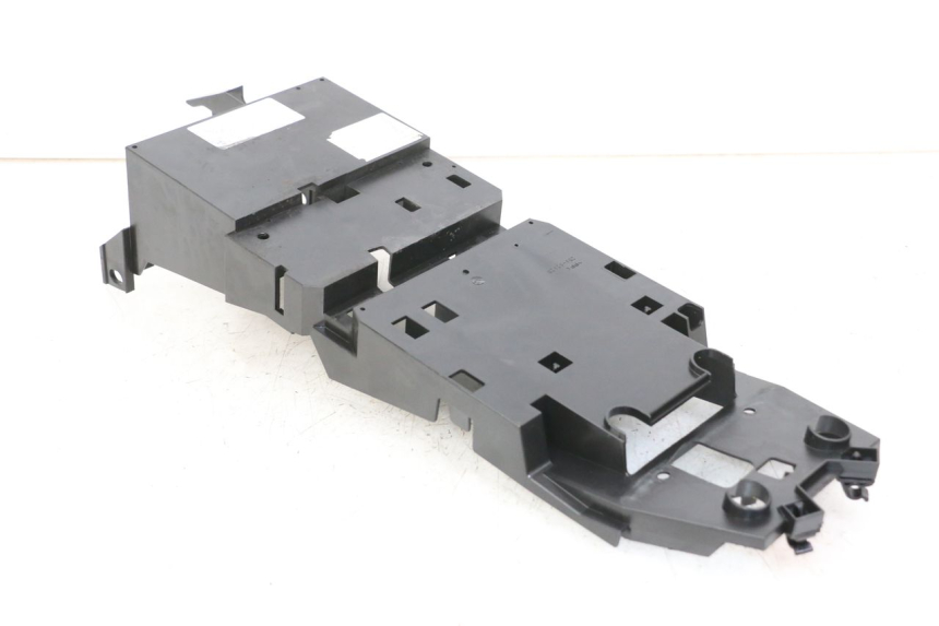 photo de PASSAGE ROUE ARRIERE YAMAHA FZ1 FAZER 1000 (2007 - 2009) - Détail de la pièce