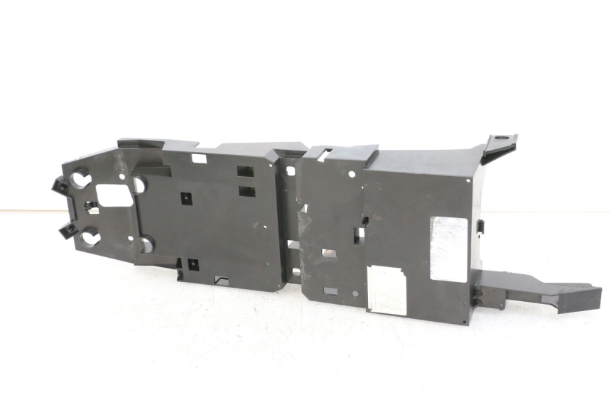 photo de PASSAGE ROUE ARRIERE YAMAHA FZ1 FAZER 1000 (2007 - 2009) - Zoom état d’usage