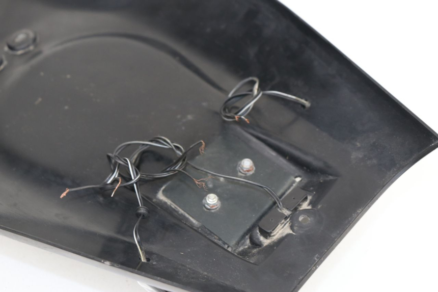 photo de PASSAGE ROUE ARRIERE YAMAHA YZF R 125 (2008 - 2013) - Autre angle de vue