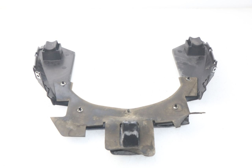 photo de PASSAGE ROUE ARRIERE YAMAHA YP X-MAX XMAX 400 (2014 - 2017) - Gros plan technique