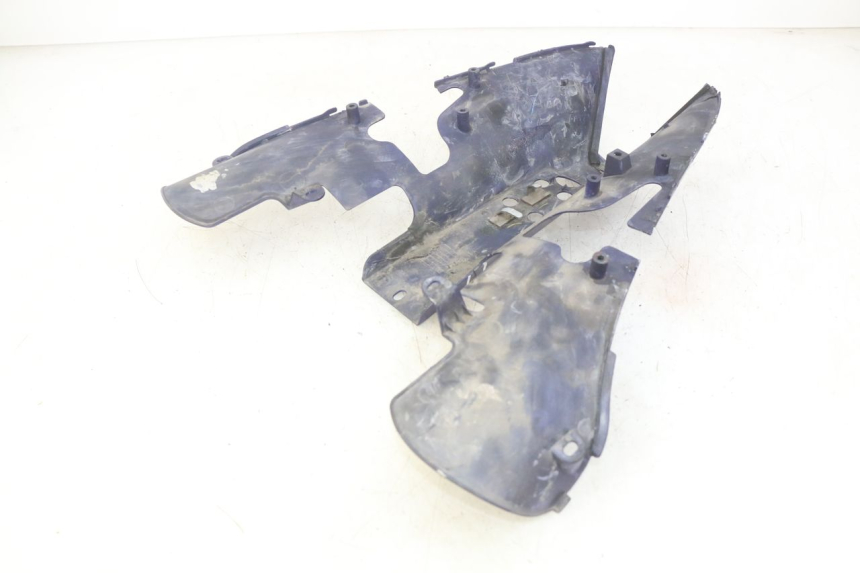 photo de PASSAGE ROUE ARRIERE YAMAHA YZF R1 1000 (2007 - 2008) - Vue d’ensemble