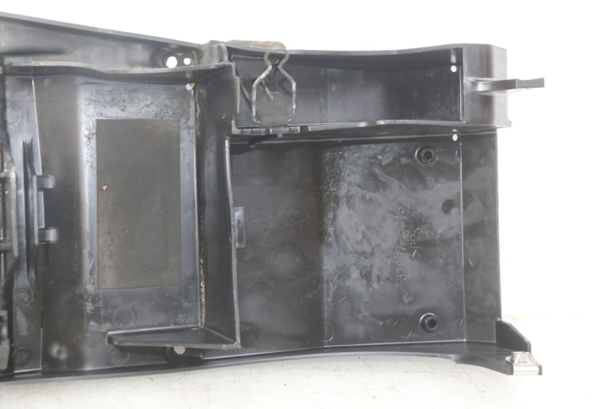 photo de PASSAGE ROUE ARRIERE KAWASAKI Z 750 (2007 - 2013) - Pièce contrôlée