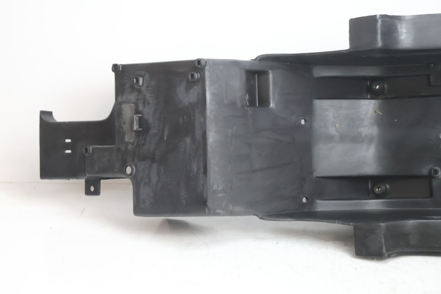 photo de PASSAGE ROUE ARRIERE KAWASAKI ZX-6R ZX6R 600 (2000 - 2002) - Gros plan technique