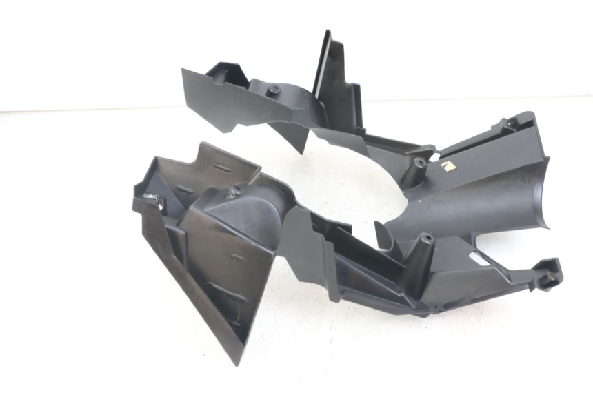 photo de PASSAGE ROUE AVANT YAMAHA AEROX 2T 50 (2013 - 2017) - Points de fixation