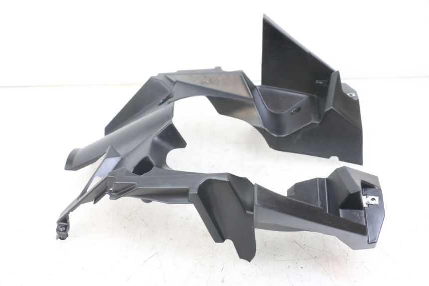 photo de PASSAGE ROUE AVANT YAMAHA AEROX 2T 50 (2013 - 2017) - Pièce contrôlée