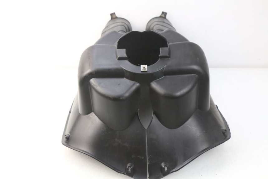 photo de PASSAGE ROUE AVANT APRILIA ATLANTIC 125 (2003 - 2009) - Autre angle de vue