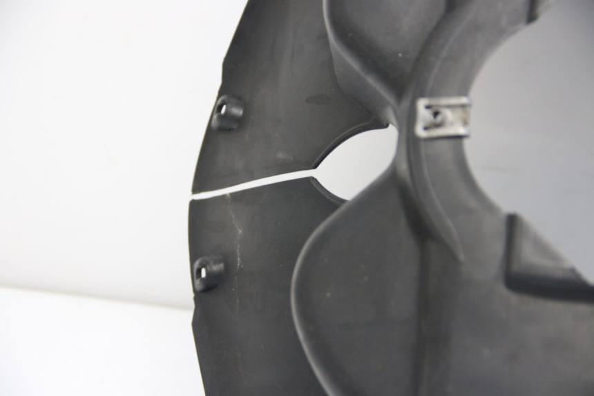 photo de PASSAGE ROUE AVANT APRILIA ATLANTIC 500 (2002 - 2003) - Zoom état d’usage