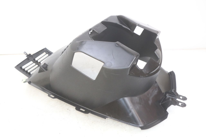 photo de PASSAGE ROUE AVANT PEUGEOT CITYSTAR AIR 125 (2014 - 2017) - Zoom état d’usage