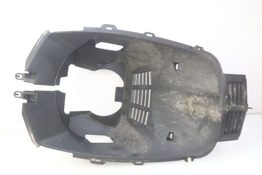 photo de PASSAGE ROUE AVANT PEUGEOT CITYSTAR 125 (2011 - 2017) - Vue principale