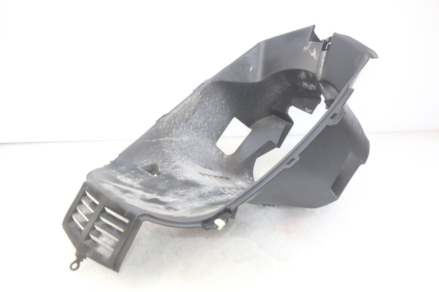 photo de PASSAGE ROUE AVANT PEUGEOT CITYSTAR 125 (2011 - 2017) - Vue d’ensemble