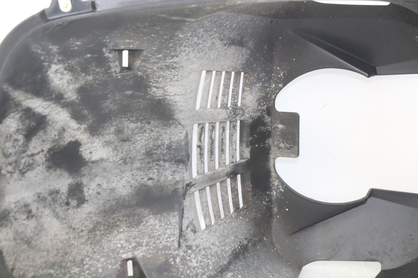 photo de PASSAGE ROUE AVANT PEUGEOT CITYSTAR 125 (2011 - 2017) - État de surface