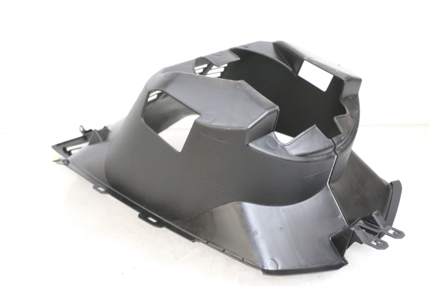 photo de PASSAGE ROUE AVANT PEUGEOT CITYSTAR 50 (2013 - 2017) - Gros plan technique