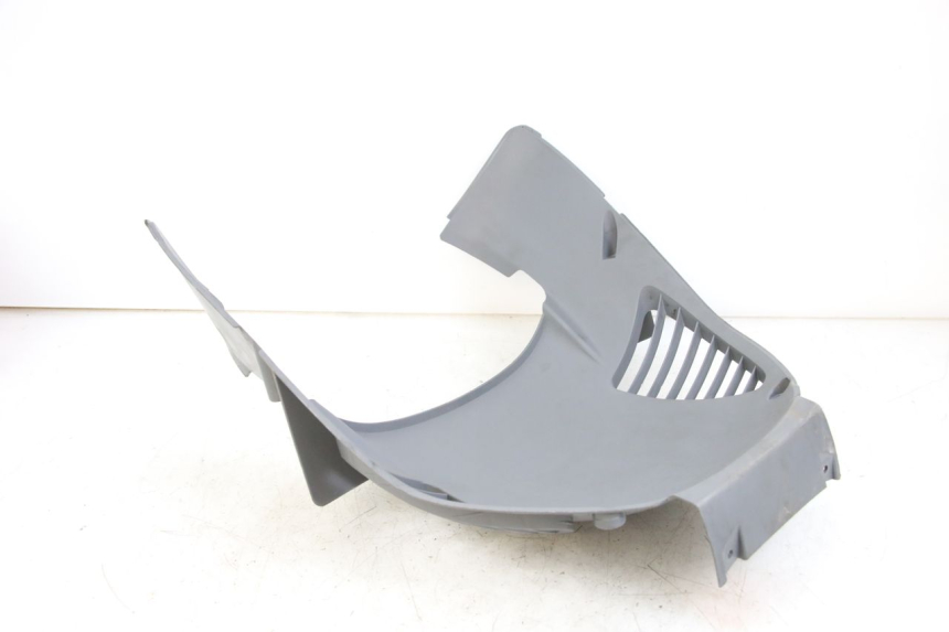 photo de PASSAGE ROUE AVANT HONDA FES PANTHEON 2T 125 (1998 - 2002) - Gros plan technique