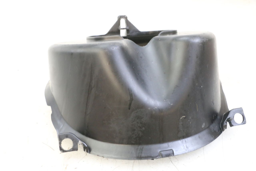 photo de PASSAGE ROUE AVANT PIAGGIO FLY 2T 50 (2004 - 2017) - Autre angle de vue