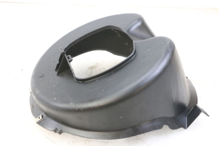 photo de PASSAGE ROUE AVANT PIAGGIO FLY 2T 50 (2004 - 2017) - Gros plan technique