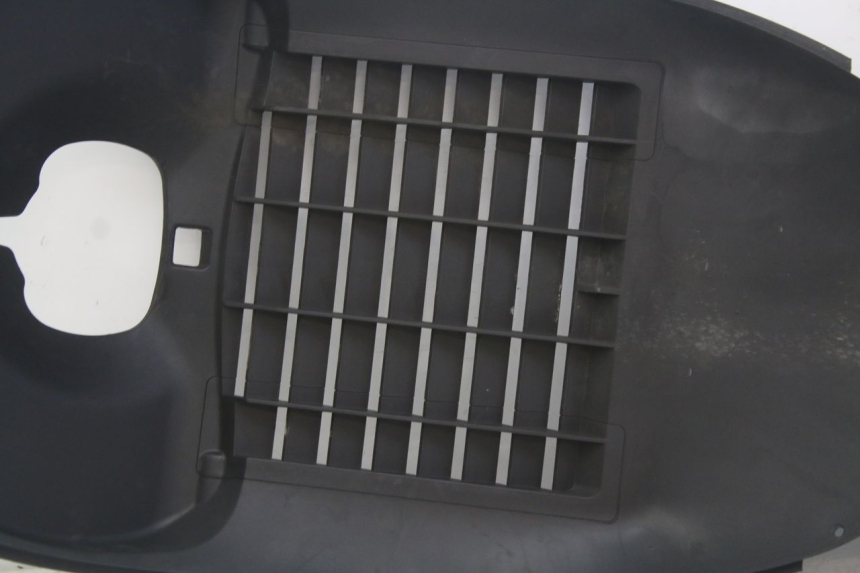 photo de PASSAGE ROUE AVANT PEUGEOT GEOPOLIS RS 125 (2007 - 2009) - Gros plan technique