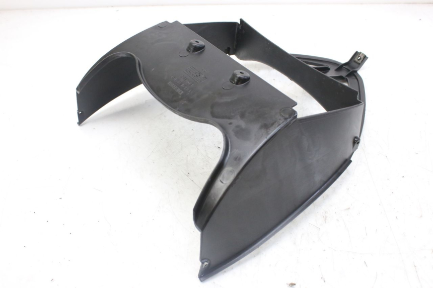 photo de PASSAGE ROUE AVANT DERBI GPR 50 (2004 - 2009) - Vue rapprochée