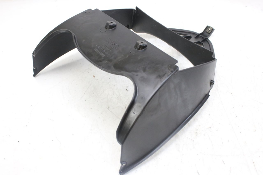 photo de PASSAGE ROUE AVANT DERBI GPR 50 (2004 - 2009) - Autre angle de vue