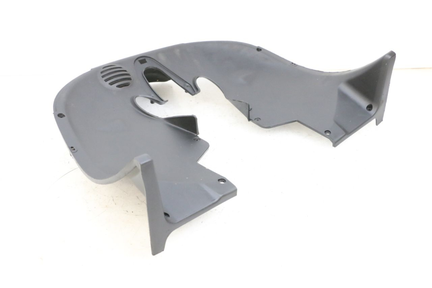 photo de PASSAGE ROUE AVANT PIAGGIO MP3 HPE 350 (2018 - 2020) - Gros plan technique