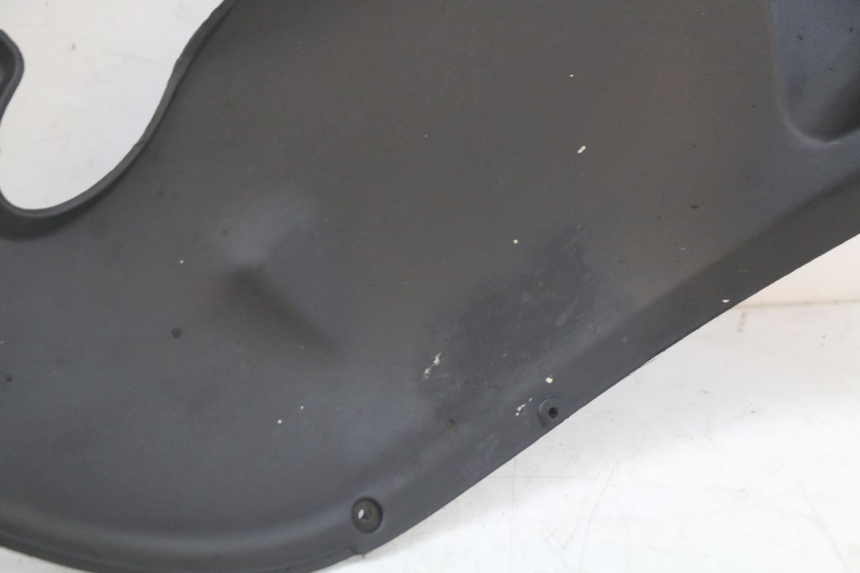 photo de PASSAGE ROUE AVANT PIAGGIO MP3 LT 400 (2007 - 2012) - Vue d’ensemble