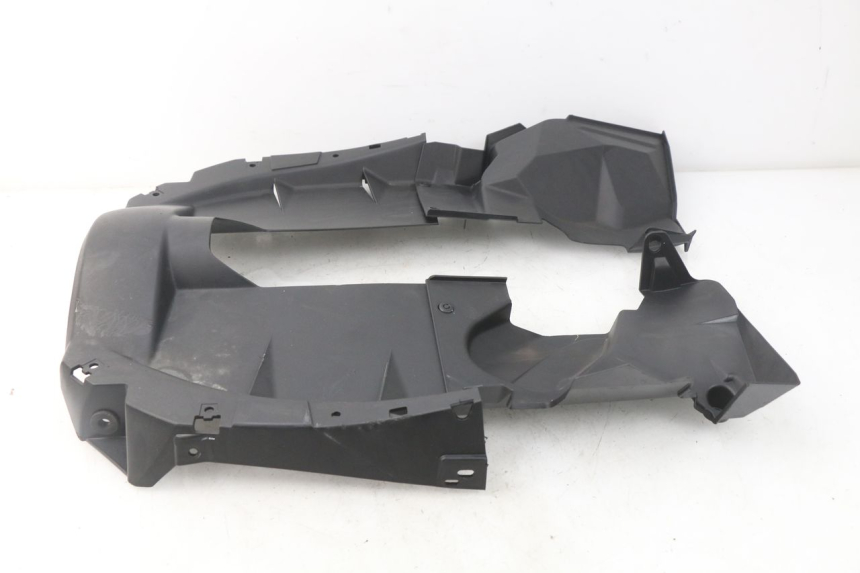 photo de PASSAGE ROUE AVANT MBK MW TRYPTIK 125 (2017 - 2022) - Gros plan technique