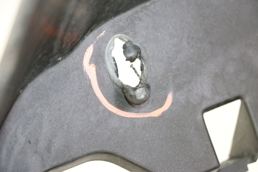 photo de PASSAGE ROUE AVANT PIAGGIO NEW TYPHOON 50 (2010 - 2017) - Points de fixation