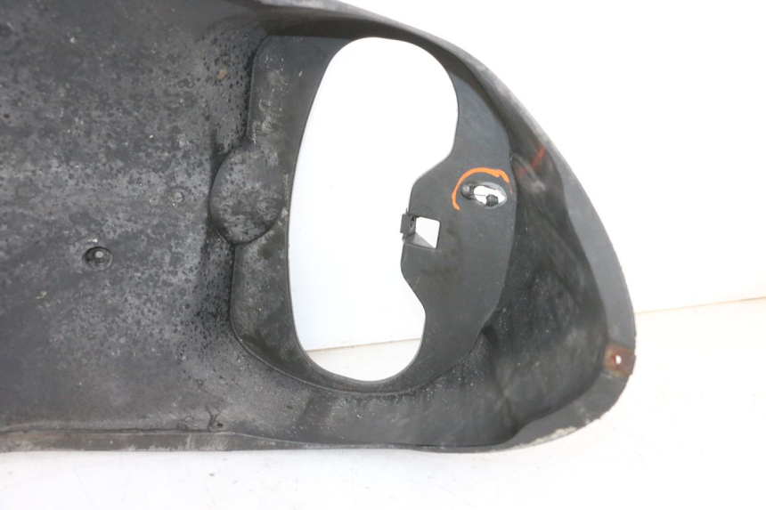 photo de PASSAGE ROUE AVANT PIAGGIO NEW TYPHOON 50 (2010 - 2017) - Marquages et références