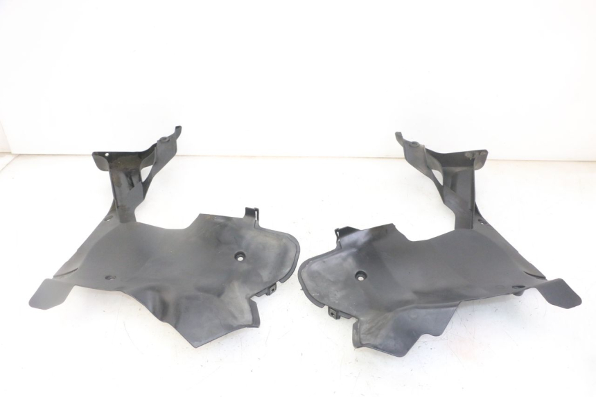 photo de PASSAGE ROUE AVANT HONDA NTV DEAUVILLE ABS 700 (2007 - 2016) - Autre angle de vue