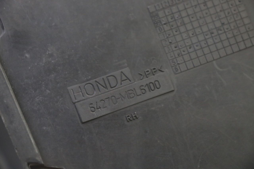 photo de PASSAGE ROUE AVANT HONDA NTV DEAUVILLE 650 (2001 - 2006) - Vue d’ensemble