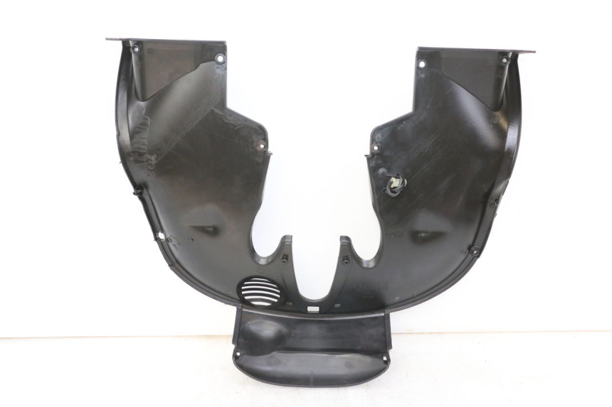 photo de PASSAGE ROUE AVANT PIAGGIO MP3 LT 400 (2007 - 2012) - Gros plan technique