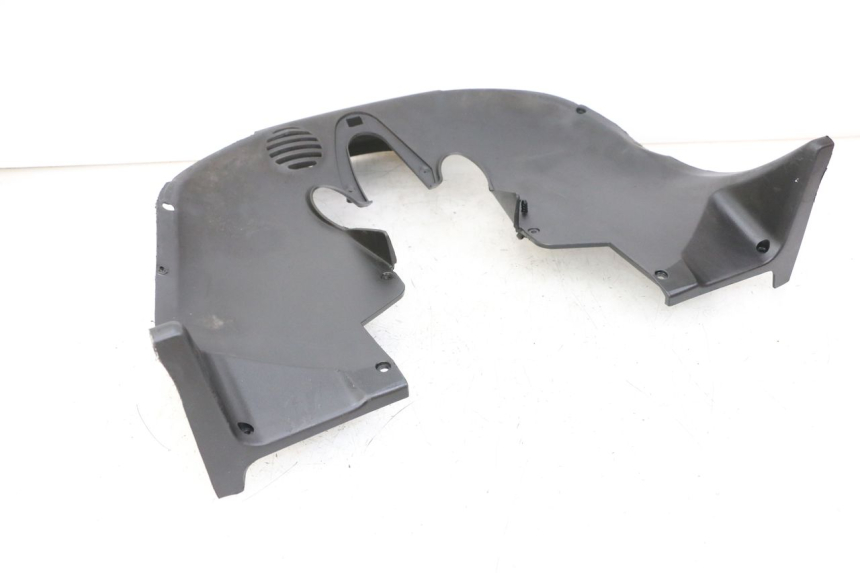 photo de PASSAGE ROUE AVANT PIAGGIO MP3 LT 400 (2007 - 2012) - Vue d’ensemble