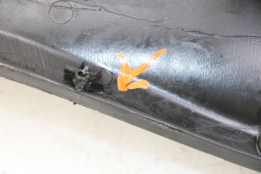 photo de PASSAGE ROUE AVANT PIAGGIO MP3 LT 400 (2007 - 2012) - Autre angle de vue