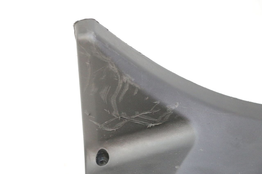 photo de PASSAGE ROUE AVANT PIAGGIO MP3 LT 400 (2007 - 2012) - Points de fixation