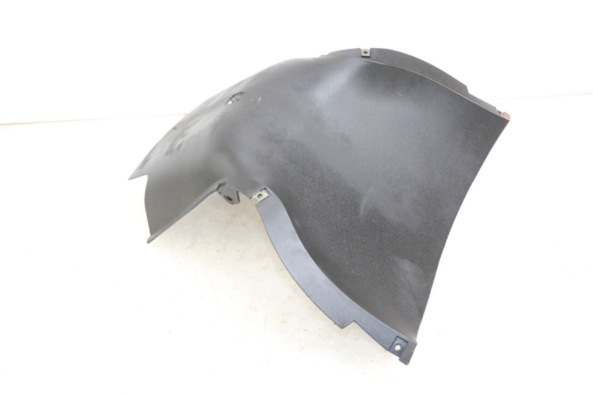 photo de Front wheel fender EUROCKA R8 4T 50 (2013 - 2022) - Gros plan technique